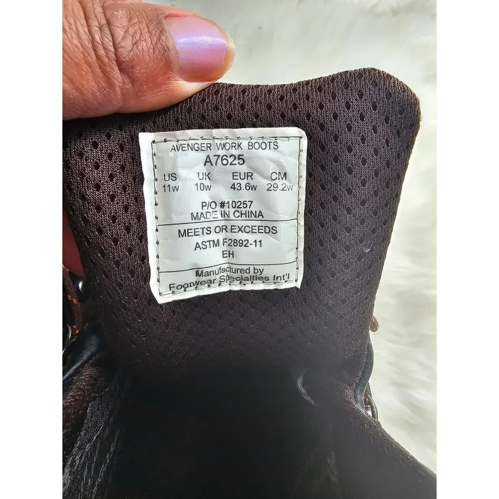 Avenger work boots brown size 11w